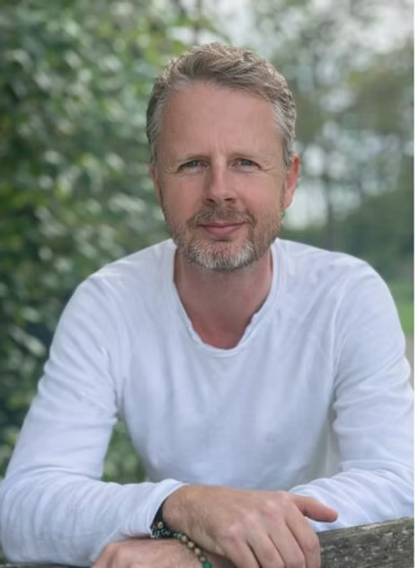 Nick Rodenburg in de natuur